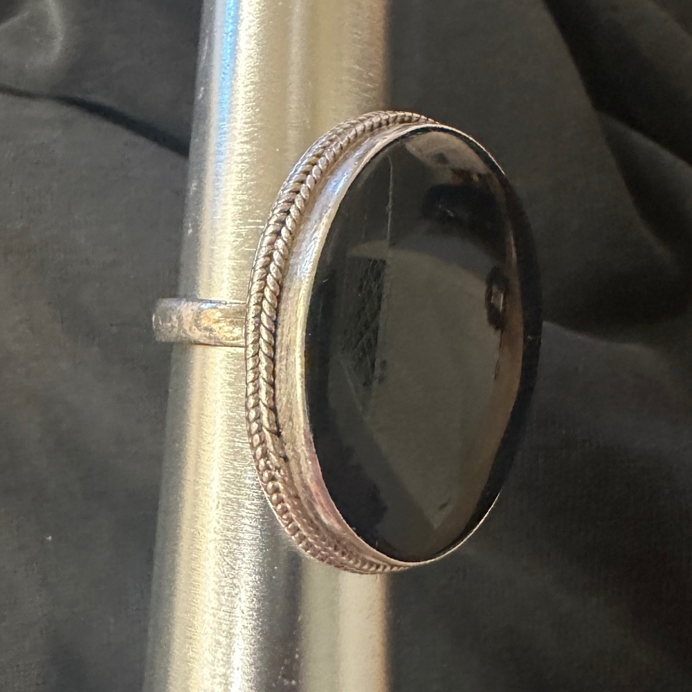 Sterling silver large open band black stone statement ring size 7.75 Vintage